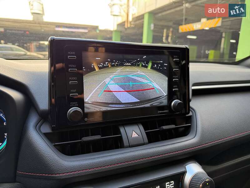 Позашляховик / Кросовер Toyota RAV4 PHEV 2021 в Києві