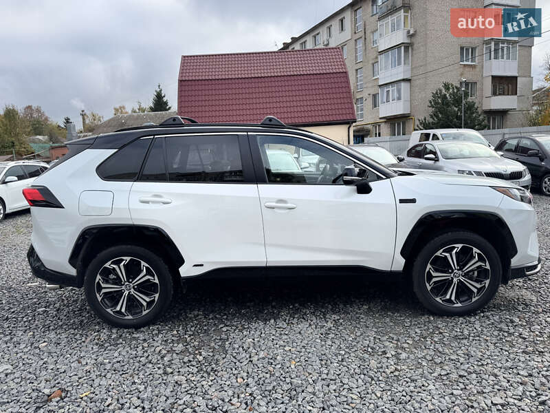 Внедорожник / Кроссовер Toyota RAV4 PHEV 2025 в Бердичеве