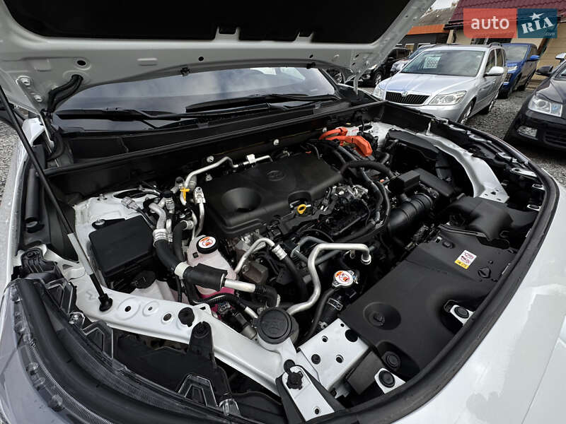 Внедорожник / Кроссовер Toyota RAV4 PHEV 2025 в Бердичеве