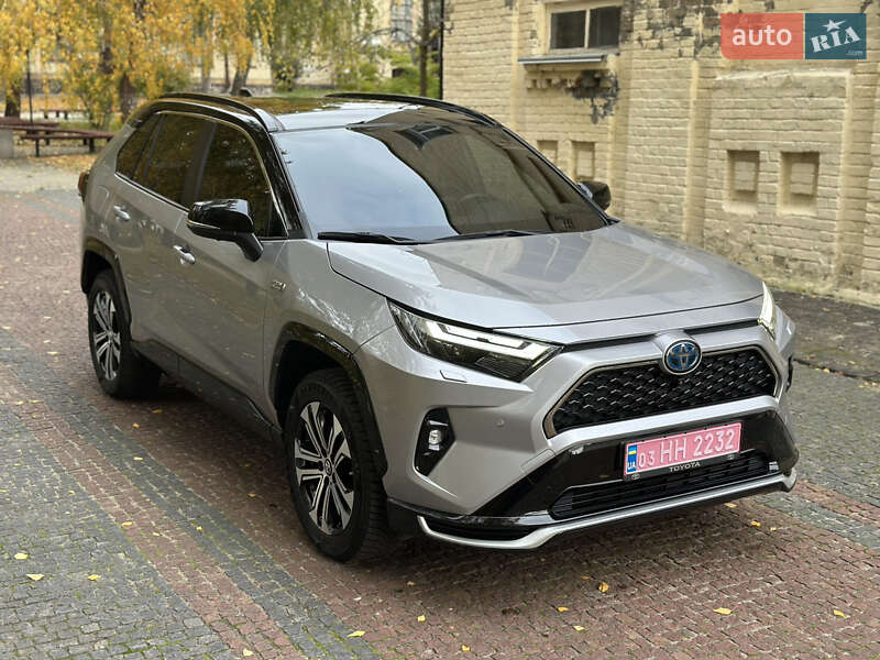 Позашляховик / Кросовер Toyota RAV4 PHEV 2023 в Києві фото 5 Позашляховик / Кросовер Toyota RAV4 PHEV 2023 в Києві