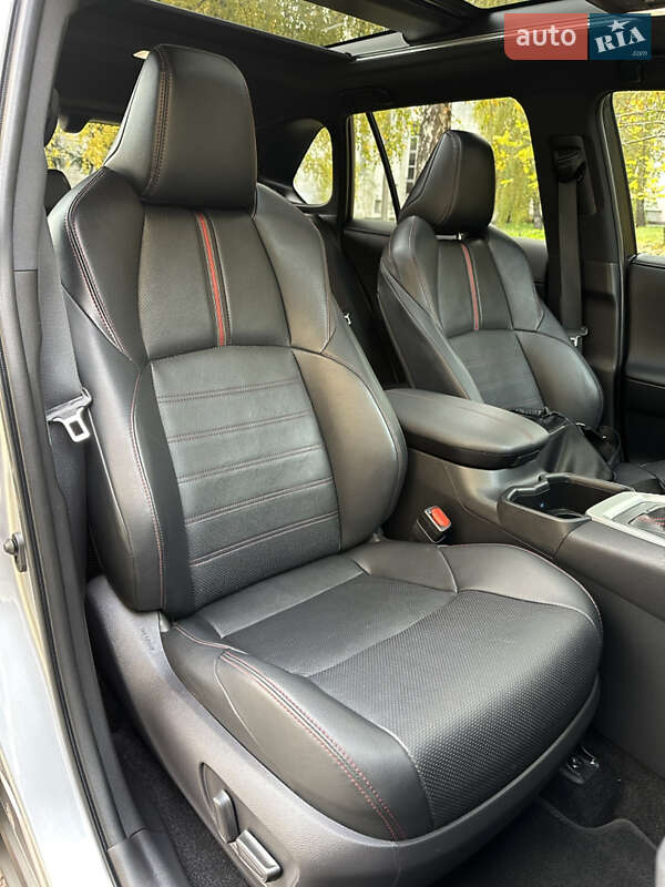 Позашляховик / Кросовер Toyota RAV4 PHEV 2023 в Києві фото 51 Позашляховик / Кросовер Toyota RAV4 PHEV 2023 в Києві