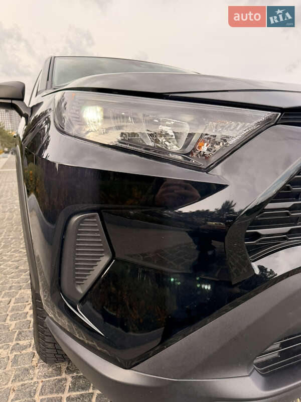 Внедорожник / Кроссовер Toyota RAV4 PHEV 2022 в Днепре фото 9 Внедорожник / Кроссовер Toyota RAV4 PHEV 2022 в Днепре