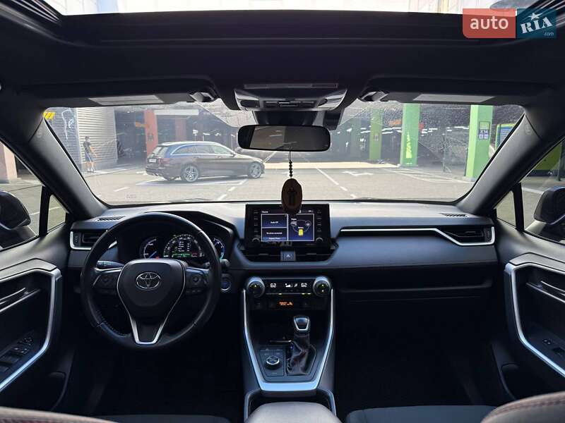 Внедорожник / Кроссовер Toyota RAV4 PHEV 2021 в Киеве фото 29 Внедорожник / Кроссовер Toyota RAV4 PHEV 2021 в Киеве