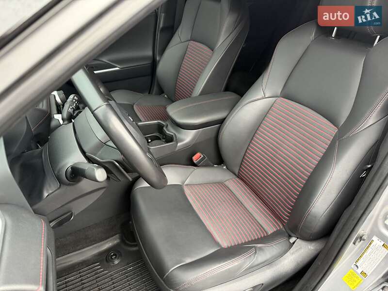 Позашляховик / Кросовер Toyota RAV4 PHEV 2024 в Києві