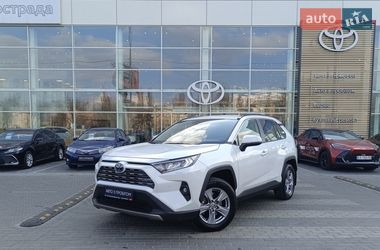 Внедорожник / Кроссовер Toyota RAV4 PHEV 2024 в Киеве