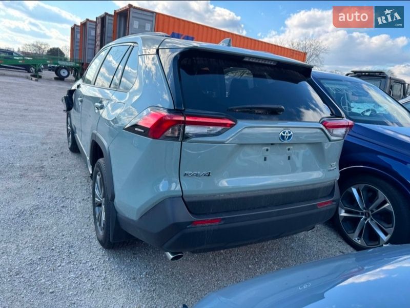 Внедорожник / Кроссовер Toyota RAV4 PHEV 2023 в Ивано-Франковске фото 3 Внедорожник / Кроссовер Toyota RAV4 PHEV 2023 в Ивано-Франковске