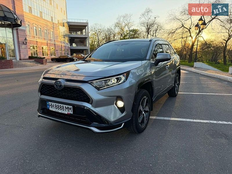 Toyota RAV4 PHEV 2021