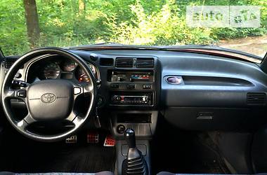 Внедорожник / Кроссовер Toyota RAV4 1994 в Донецке