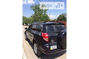 Внедорожник / Кроссовер Toyota RAV4 2007 в Днепре