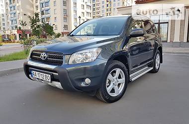 Внедорожник / Кроссовер Toyota RAV4 2009 в Киеве