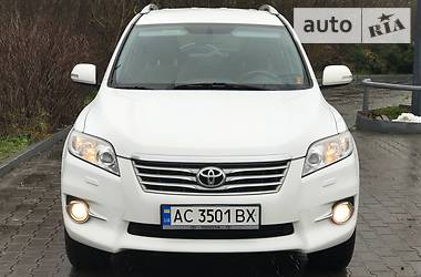 Внедорожник / Кроссовер Toyota RAV4 2012 в Ровно