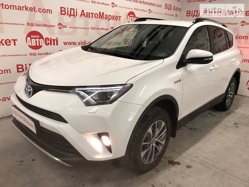 Внедорожник / Кроссовер Toyota RAV4 2016 в Киеве