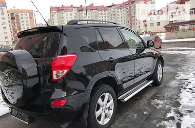 Внедорожник / Кроссовер Toyota RAV4 2009 в Виннице