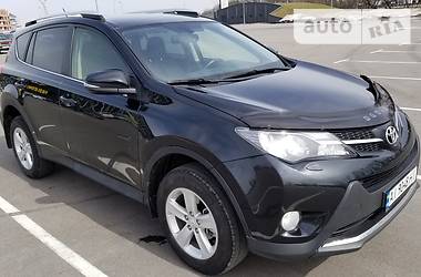 Внедорожник / Кроссовер Toyota RAV4 2013 в Киеве