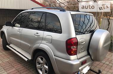 Внедорожник / Кроссовер Toyota RAV4 2004 в Львове