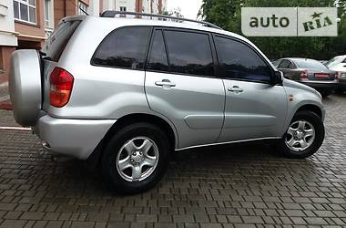 Внедорожник / Кроссовер Toyota RAV4 2002 в Ивано-Франковске