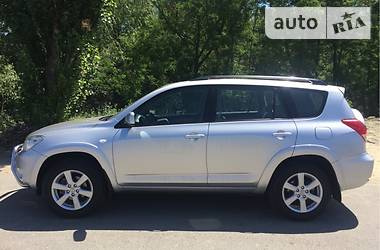 Внедорожник / Кроссовер Toyota RAV4 2006 в Киеве