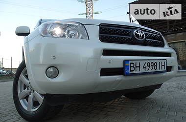 Позашляховик / Кросовер Toyota RAV4 2009 в Одесі