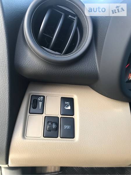 Внедорожник / Кроссовер Toyota RAV4 2013 в Киеве