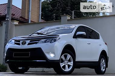 Внедорожник / Кроссовер Toyota RAV4 2015 в Одессе