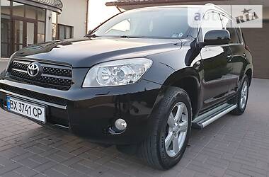 Позашляховик / Кросовер Toyota RAV4 2006 в Хмельницькому