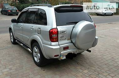 Внедорожник / Кроссовер Toyota RAV4 2005 в Одессе