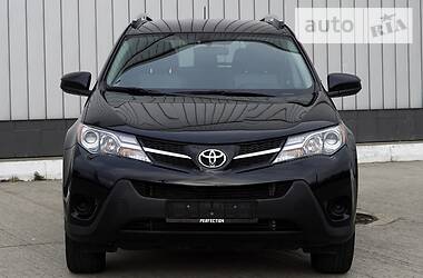 Позашляховик / Кросовер Toyota RAV4 2014 в 