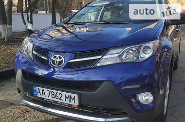Позашляховик / Кросовер Toyota RAV4 2014 в Києві