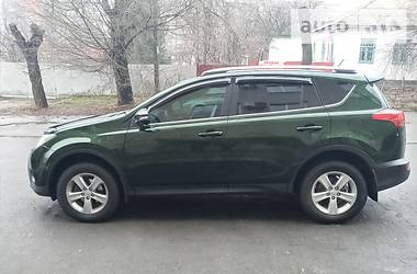 Внедорожник / Кроссовер Toyota RAV4 2013 в 
