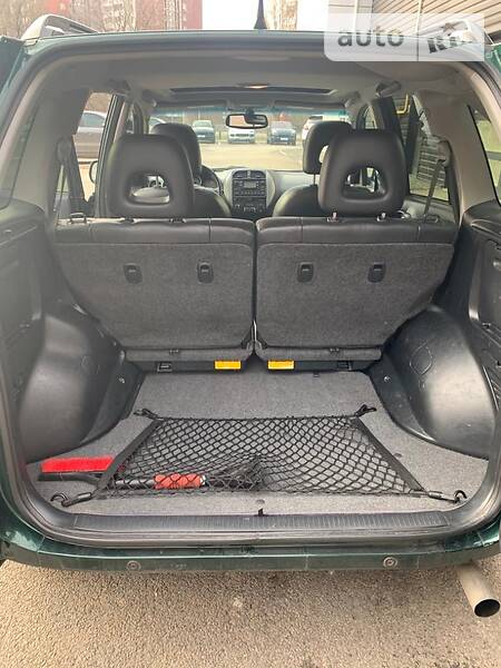 Позашляховик / Кросовер Toyota RAV4 2005 в Дніпрі
