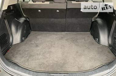 Позашляховик / Кросовер Toyota RAV4 2015 в 