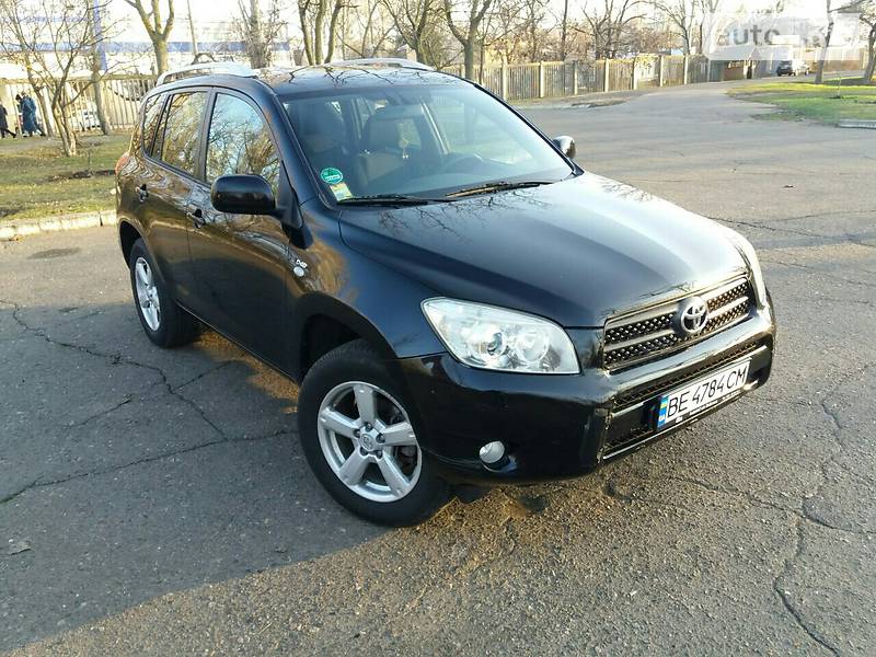 Позашляховик / Кросовер Toyota RAV4 2005 в Миколаєві