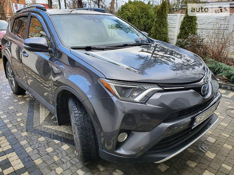 Внедорожник / Кроссовер Toyota RAV4 2017 в Черновцах фото 6 Внедорожник / Кроссовер Toyota RAV4 2017 в Черновцах