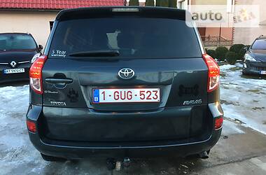 Внедорожник / Кроссовер Toyota RAV4 2010 в Ивано-Франковске