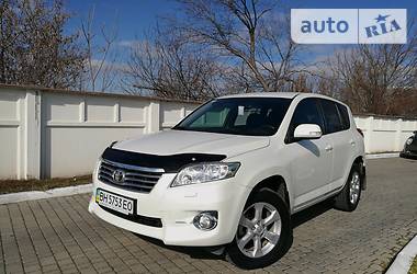 Позашляховик / Кросовер Toyota RAV4 2010 в 