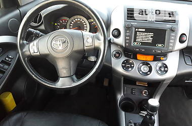 Внедорожник / Кроссовер Toyota RAV4 2008 в Ивано-Франковске