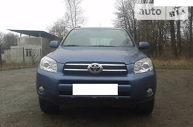 Позашляховик / Кросовер Toyota RAV4 2008 в 