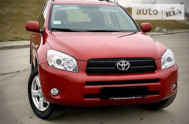 Внедорожник / Кроссовер Toyota RAV4 2007 в Днепре