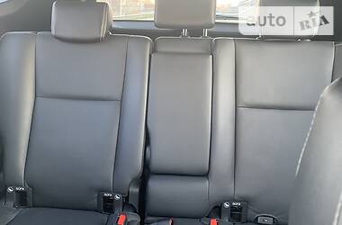 Позашляховик / Кросовер Toyota RAV4 2016 в 