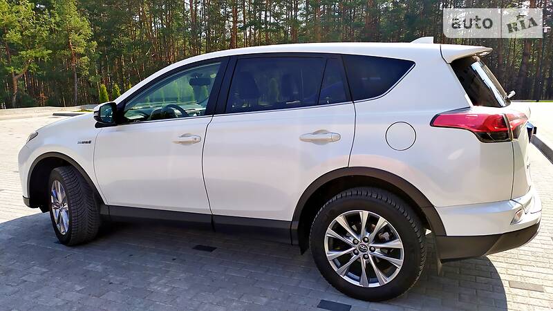 Позашляховик / Кросовер Toyota RAV4 2016 в Києві фото 19 Позашляховик / Кросовер Toyota RAV4 2016 в Києві