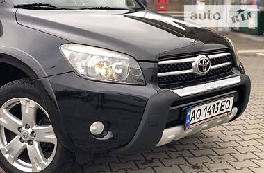 Позашляховик / Кросовер Toyota RAV4 2009 в 