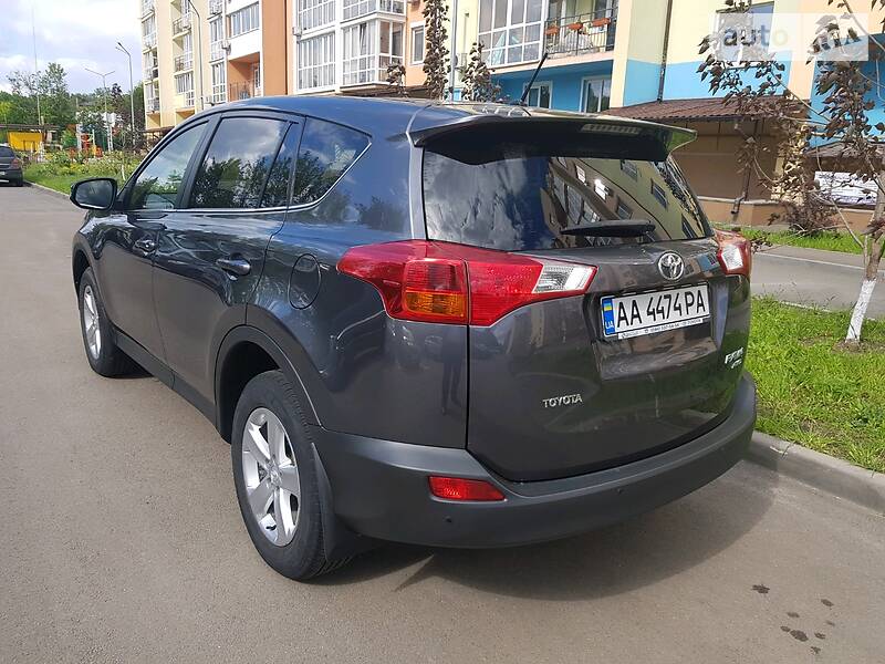Позашляховик / Кросовер Toyota RAV4 2013 в Києві