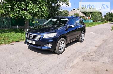 Позашляховик / Кросовер Toyota RAV4 2011 в Полтаві