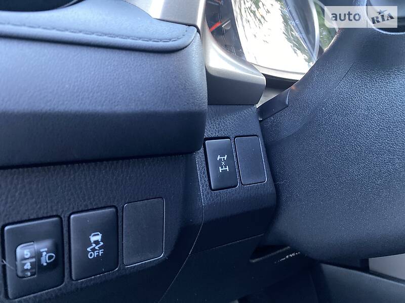 Позашляховик / Кросовер Toyota RAV4 2014 в Малині