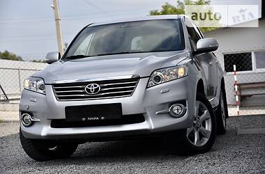 Внедорожник / Кроссовер Toyota RAV4 2011 в 