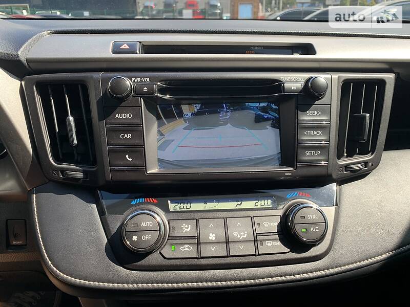 Універсал Toyota RAV4 2016 в Києві