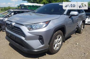 Позашляховик / Кросовер Toyota RAV4 2019 в Києві