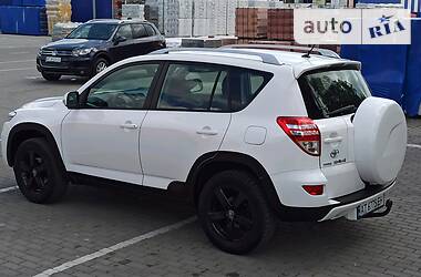 Позашляховик / Кросовер Toyota RAV4 2012 в Коломиї