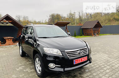 Внедорожник / Кроссовер Toyota RAV4 2012 в Иршаве