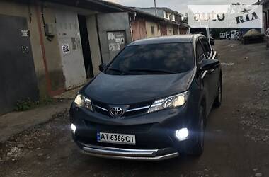 Позашляховик / Кросовер Toyota RAV4 2014 в Івано-Франківську